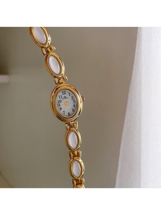 Women\'s Gold White Vintage Bracelet Elegant Jade Oval Dial Waterproof Wristwatch main image 4